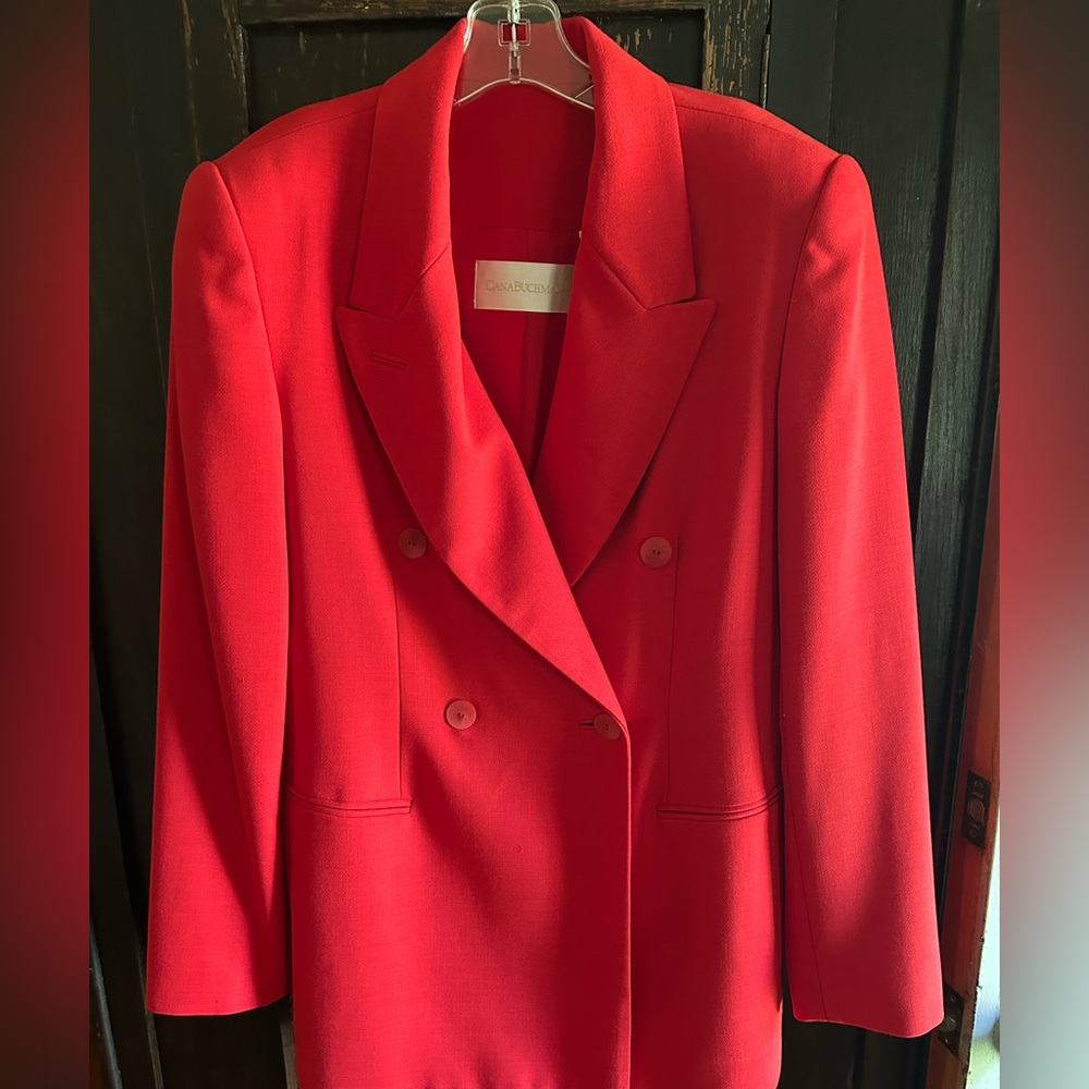 Vibrant Red Blazer. Size8. Vintage like new. Never worn.
